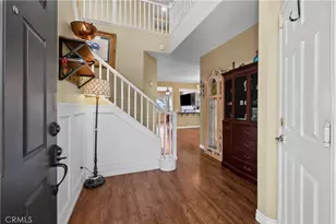27703 Thalia Ln, Canyon Country, CA 91351 - Photo 2