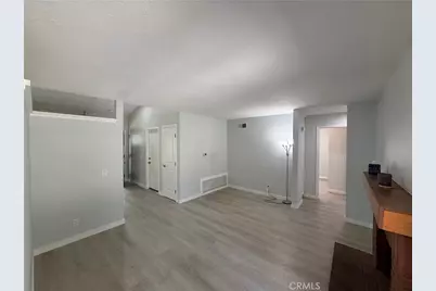 32035 Green Hill Drive, Castaic, CA 91384 - Photo 8