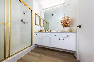 10730 Baton Rouge Ave, Porter Ranch, CA 91326 - Photo 14