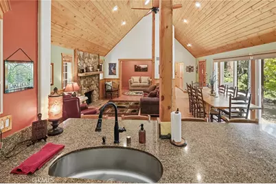 118 E Lane, Lake Arrowhead, CA 92352 - Photo 32