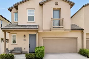 266 Carrizo Creek Rd, Camarillo, CA 93010 - Photo 1