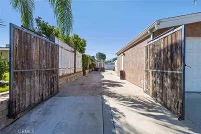 27836 Walnut Springs, Canyon Country, CA 91351 - Photo 50