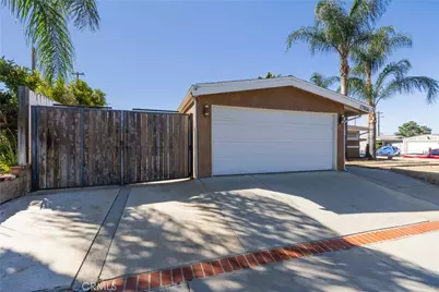 27836 Walnut Springs, Canyon Country, CA 91351 - Photo 2