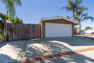 27836 Walnut Springs, Canyon Country, CA 91351 - Photo 2