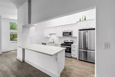 5805 Whitsett Avenue #201, Valley Village, CA 91607 - Photo 16