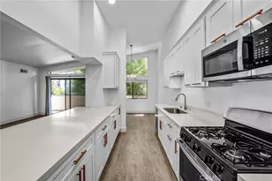 5805 Whitsett Ave, Valley Village, CA 91607 - Photo 14