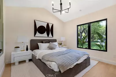 5200 Armida Drive, Woodland Hills, CA 91364 - Photo 34
