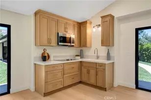 5200 Armida Dr, Woodland Hills, CA 91364 - Photo 32