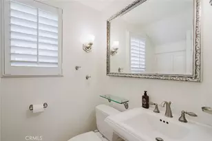 24444 Montevista Cir, Valencia, CA 91354 - Photo 14