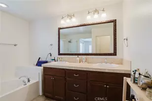 24444 Montevista Cir, Valencia, CA 91354 - Photo 20