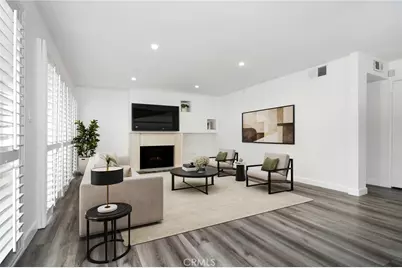 5255 Coldwater Canyon Avenue #E, Sherman Oaks, CA 91401 - Photo 2