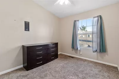 43675 Park, Lancaster, CA 93534 - Photo 18