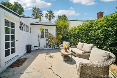 7042 Morse Avenue, North Hollywood, CA 91605 - Photo 40