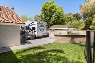 25526 Newcastle Ct, Saugus, CA 91350 - Photo 32