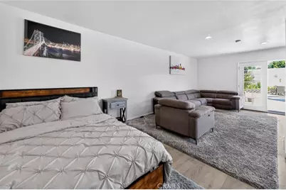 7959 Bothwell Road, Reseda, CA 91335 - Photo 24