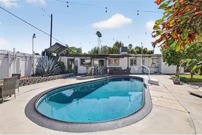 7959 Bothwell Road, Reseda, CA 91335 - Photo 66