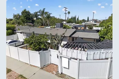 7959 Bothwell Road, Reseda, CA 91335 - Photo 18