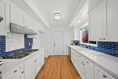 10106 Petit, North Hills, CA 91343 - Photo 6