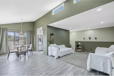 27068 Hidaway #7, Canyon Country, CA 91351 - Photo 6