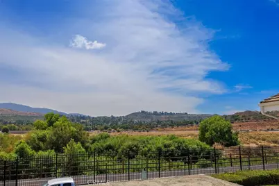 27068 Hidaway #7, Canyon Country, CA 91351 - Photo 22