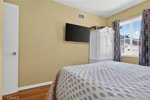 18809 Vanowen, Reseda, CA 91335 - Photo 16