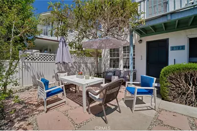 2722 Grand Canal, Los Angeles, CA 90291 - Photo 4