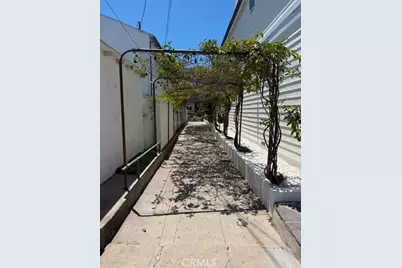 2722 Grand Canal, Los Angeles, CA 90291 - Photo 6