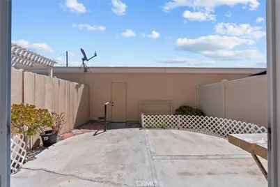 2901 S Sycamore #B, Santa Ana, CA 92707 - Photo 32