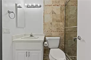 2901 S Sycamore, Santa Ana, CA 92707 - Photo 24