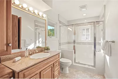 19501 Weeburn Court, Tarzana, CA 91356 - Photo 22