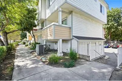 11150 Glenoaks Boulevard #309, Pacoima, CA 91331 - Photo 8