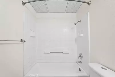 11150 Glenoaks Boulevard #309, Pacoima, CA 91331 - Photo 30