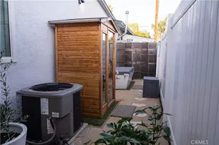 7247 Genesta, Lake Balboa, CA 91406 - Photo 40