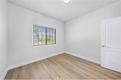 421 E Santa Anita #301, Burbank, CA 91501 - Photo 16
