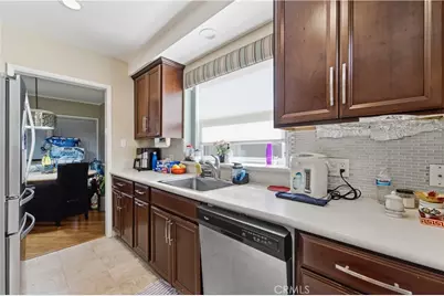 18823 Chase, Northridge, CA 91324 - Photo 6