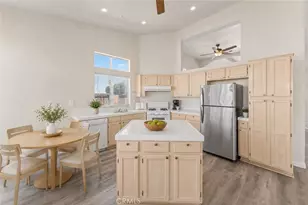 1645 E Kettering, Lancaster, CA 93535 - Photo 32