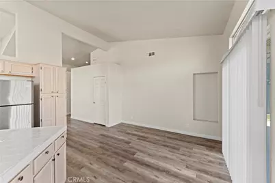 1645 E Kettering, Lancaster, CA 93535 - Photo 28