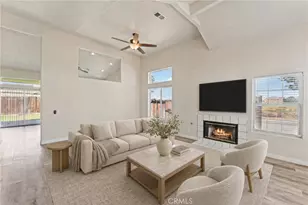 1645 E Kettering, Lancaster, CA 93535 - Photo 2