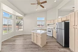 1645 E Kettering, Lancaster, CA 93535 - Photo 36