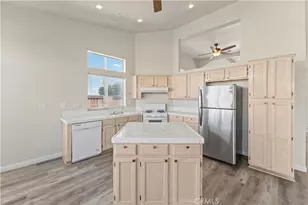 1645 E Kettering, Lancaster, CA 93535 - Photo 30