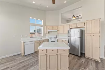 1645 E Kettering, Lancaster, CA 93535 - Photo 20