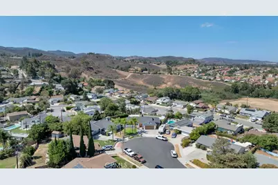 805 Moffatt Circle, Simi Valley, CA 93065 - Photo 4