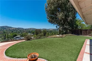 4607 Romberg Pl, Woodland Hills, CA 91364 - Photo 34