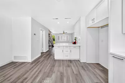 16733 Parthenia Street #5, Northridge, CA 91343 - Photo 6