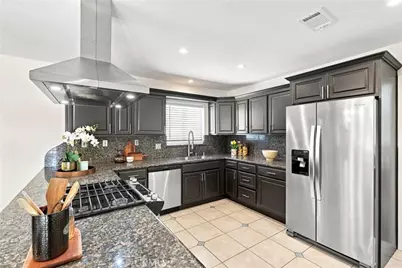 7635 Fallbrook, West Hills, CA 91304 - Photo 10