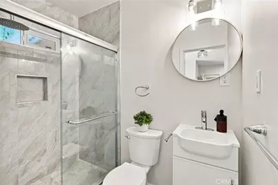 7635 Fallbrook, West Hills, CA 91304 - Photo 22