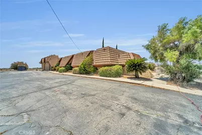 40420 10th Street W, Palmdale, CA 93551 - Photo 2