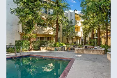 7800 Topanga Canyon Boulevard #216, Canoga Park, CA 91304 - Photo 4