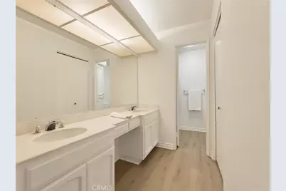 7800 Topanga Canyon Boulevard #216, Canoga Park, CA 91304 - Photo 20