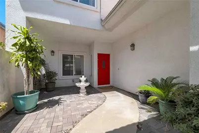 17333 San Jose Street, Granada Hills, CA 91344 - Photo 2